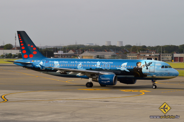 Airbus A320-214