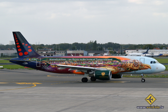 Airbus A320-214