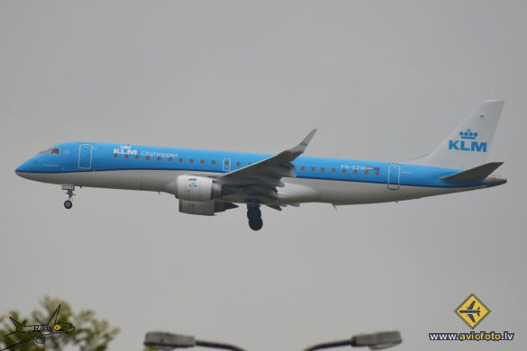 Embraer 190STD (ERJ-190-100STD)