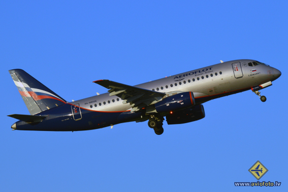 Sukhoi SSJ-100-95B Superjet 100 (RRJ-95B)