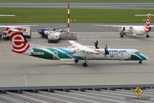Bombardier DHC-8-402 Q400