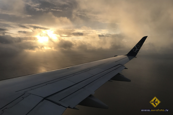 Embraer 170STD (ERJ-170-100STD)