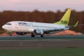 Boeing 737-33V