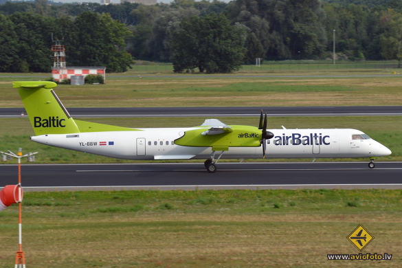 Bombardier DHC-8-402 Q400