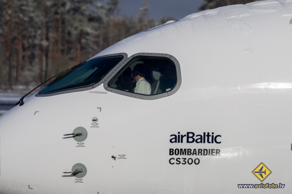 Bombardier CSeries CS300 (BD-500-1A11)