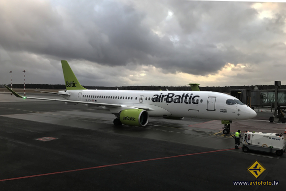 Bombardier CSeries CS300 (BD-500-1A11)