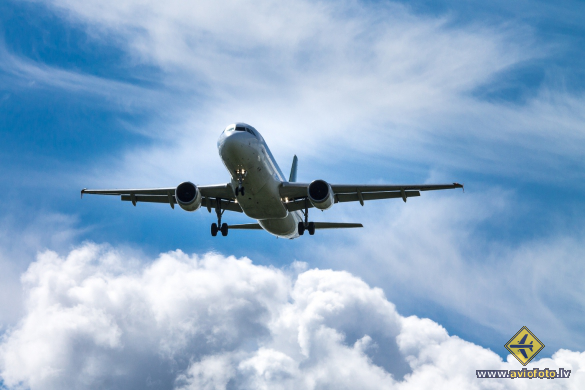 Airbus A320-212