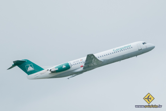 Fokker 100 (F-28-0100)
