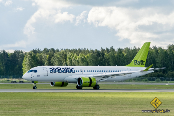 Bombardier CSeries CS300 (BD-500-1A11)