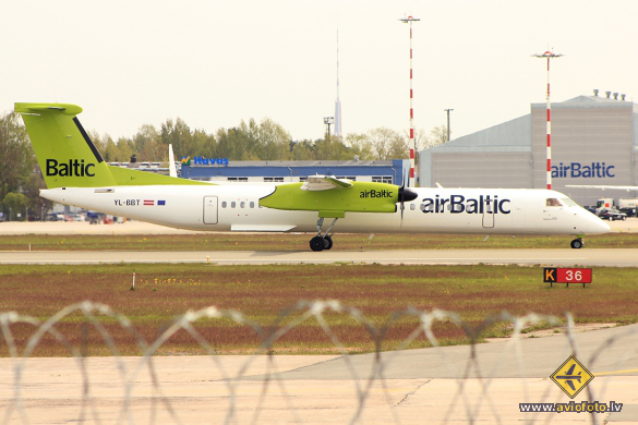 Bombardier DHC-8-402 Q400