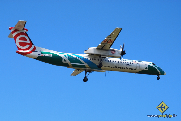 Bombardier DHC-8-402 Q400