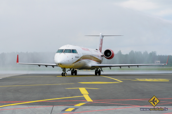 Bombardier CRJ-200ER (CL-600-2B19)