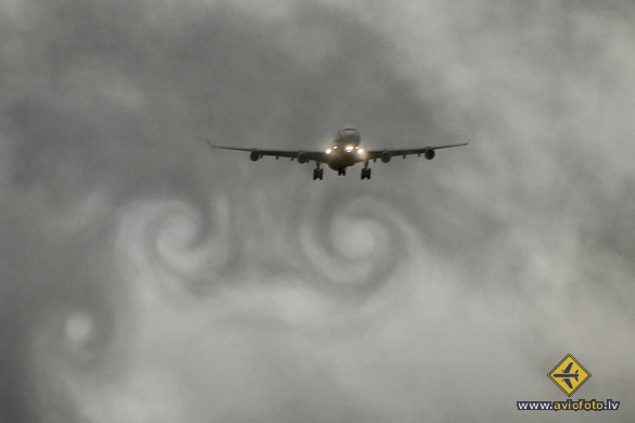 Airbus A340-313X