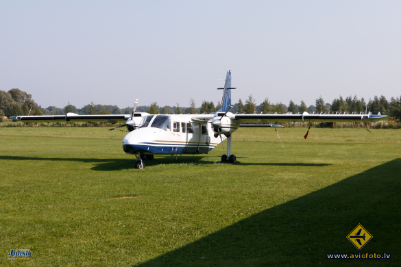 Britten-Norman BN-2T-4S Defender