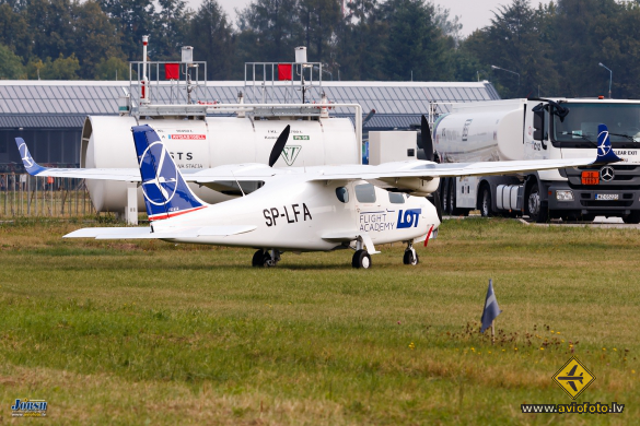 Tecnam P-2006T