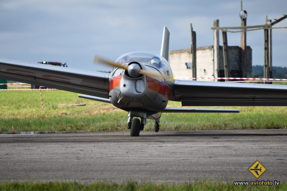 Aerotechnik L-13SE Vivat