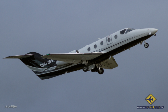 Raytheon 400A Beechjet (400XP)