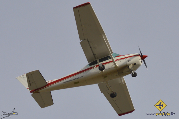 Cessna 182P