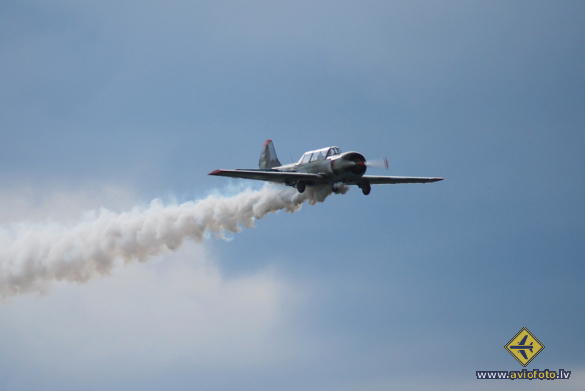 Yakovlev Yak-52
