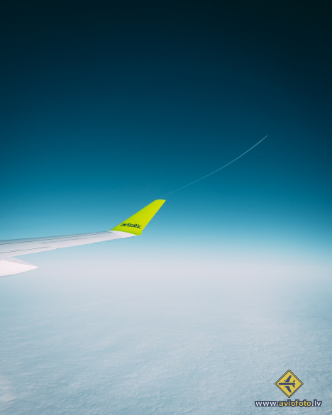 Bombardier CSeries CS300 (BD-500-1A11)