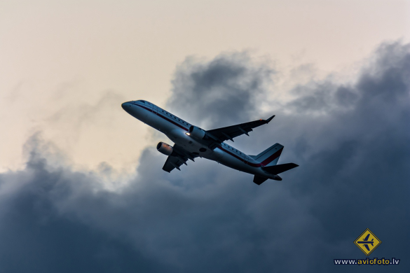 Embraer 175LR (ERJ-170-200LR)