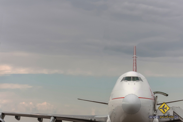 Boeing 747-409(BDSF)