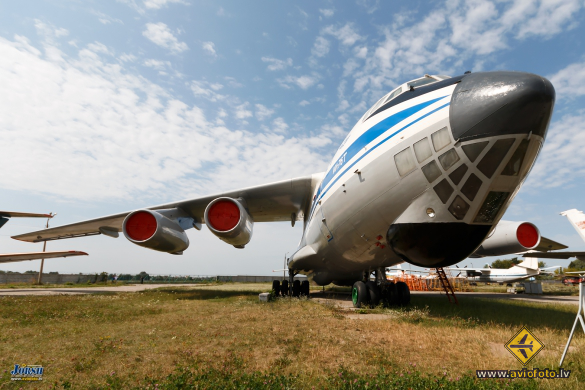 Ilyushin Il-76T