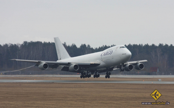 Boeing 747-236B(SF)