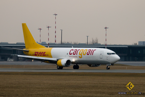 Boeing 737-448(SF)