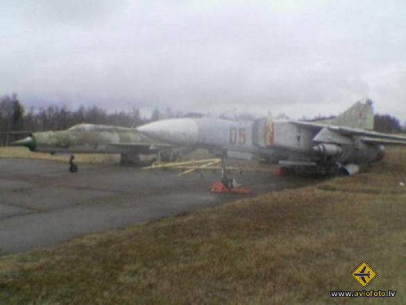 Mikoyan-Gurevich MiG-23S