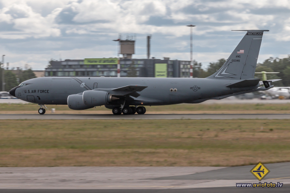 Boeing KC-135T Stratotanker (717-148)