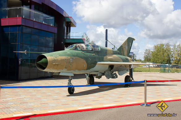 Mikoyan-Gurevich MiG-21UM