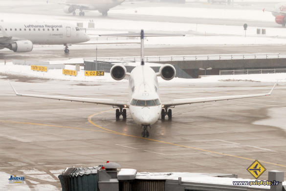 Bombardier CRJ-900 NG (CL-600-2D24)