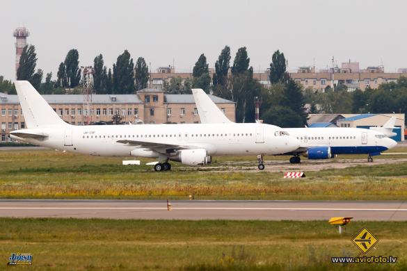 Airbus A320-212
