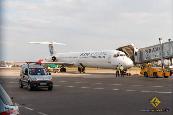 McDonnell Douglas MD-83 (DC-9-83)