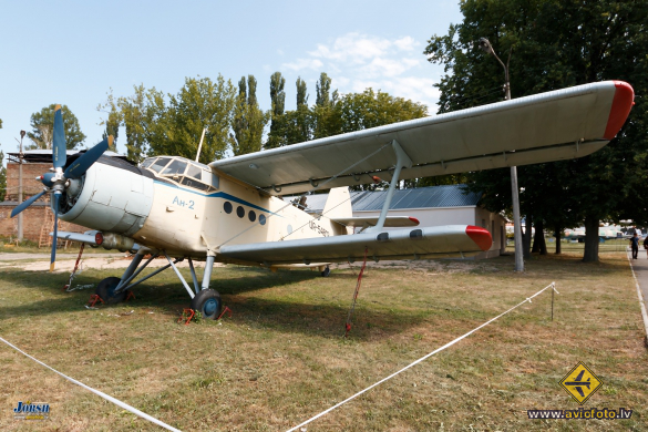 Antonov An-2