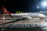Boeing 737-8F2