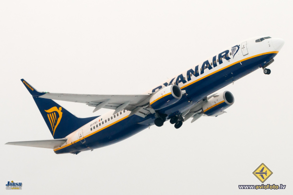 Boeing 737-8AS