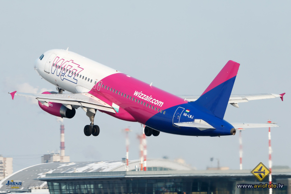 Airbus A320-232
