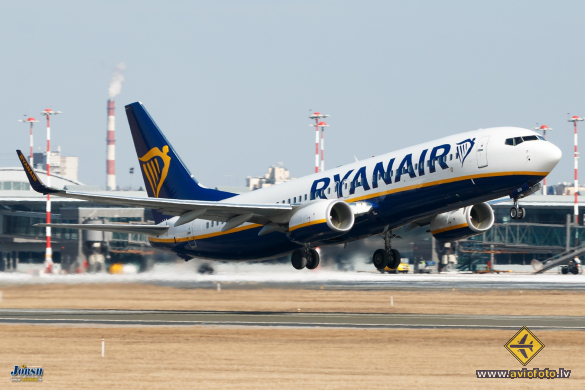 Boeing 737-8AS