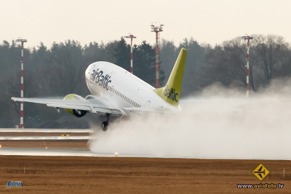 Boeing 737-522