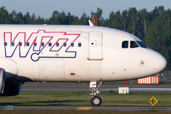 Airbus A320-232