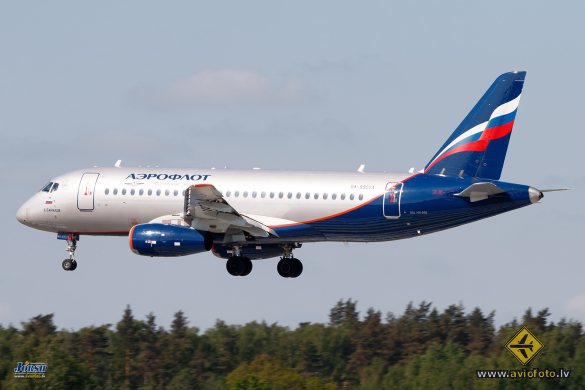 Sukhoi SSJ-100-95B-LR Superjet 100 (RRJ-95B)