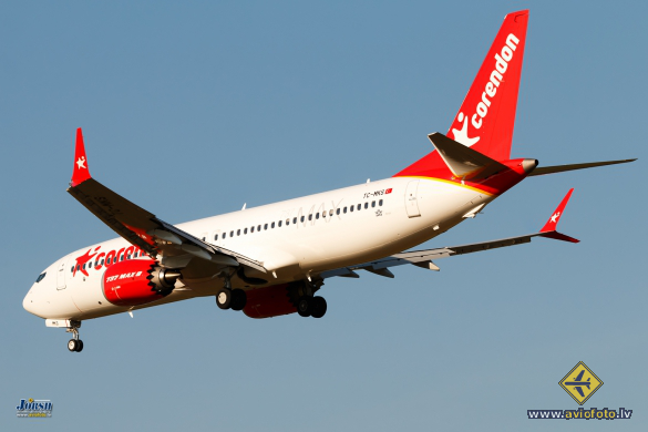 Boeing 737-8 MAX