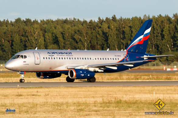 Sukhoi SSJ-100-95B Superjet 100 (RRJ-95B)