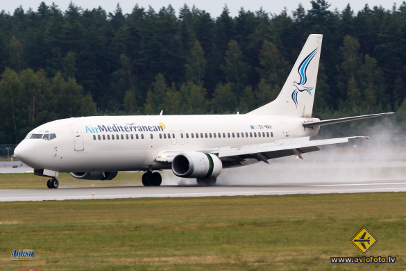 Boeing 737-405