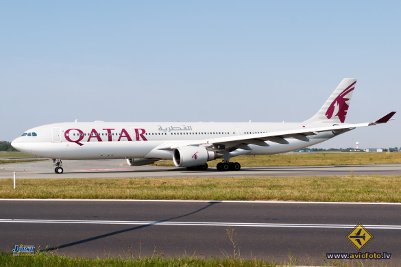 Airbus A330-303