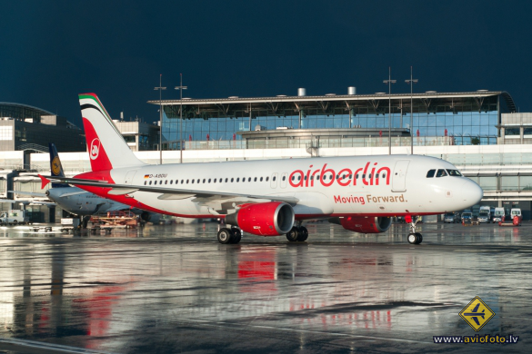 Airbus A320-214