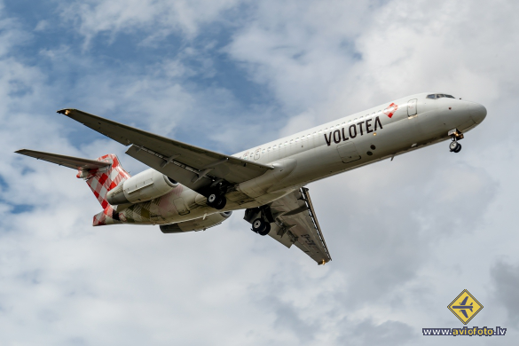 Boeing 717-2BL