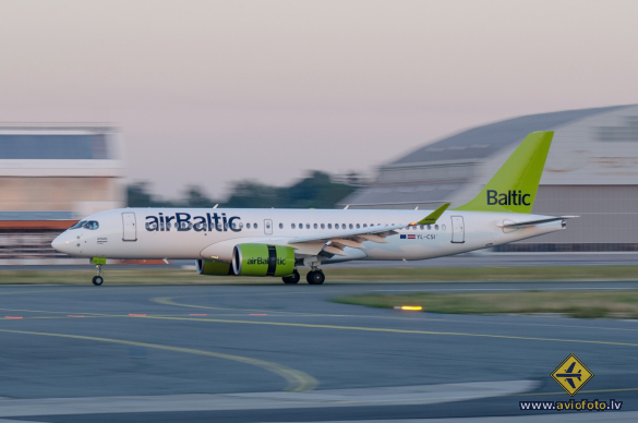 Bombardier CSeries CS300 (BD-500-1A11)